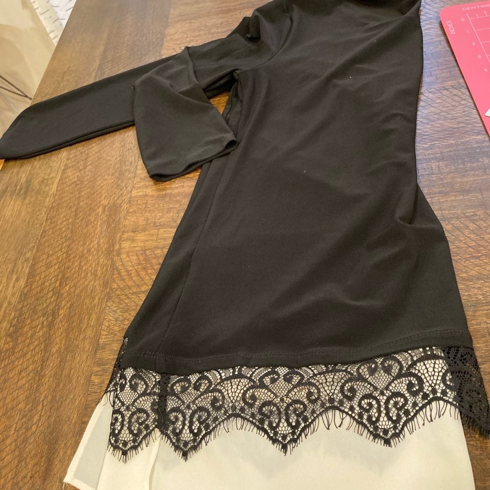 Chaus Black Long Sleeve Top with Patterned Hem